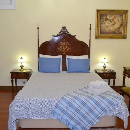 Lisbon Palace Apartment * Lisbon
